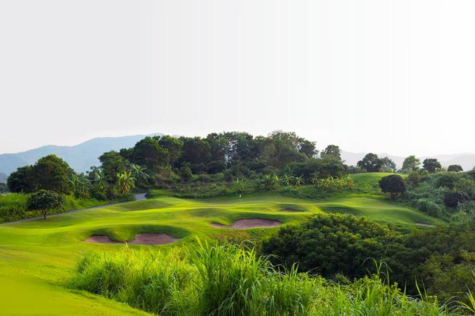 Sky Lake Resort & Golf Club - Vietnam Top Golf Course