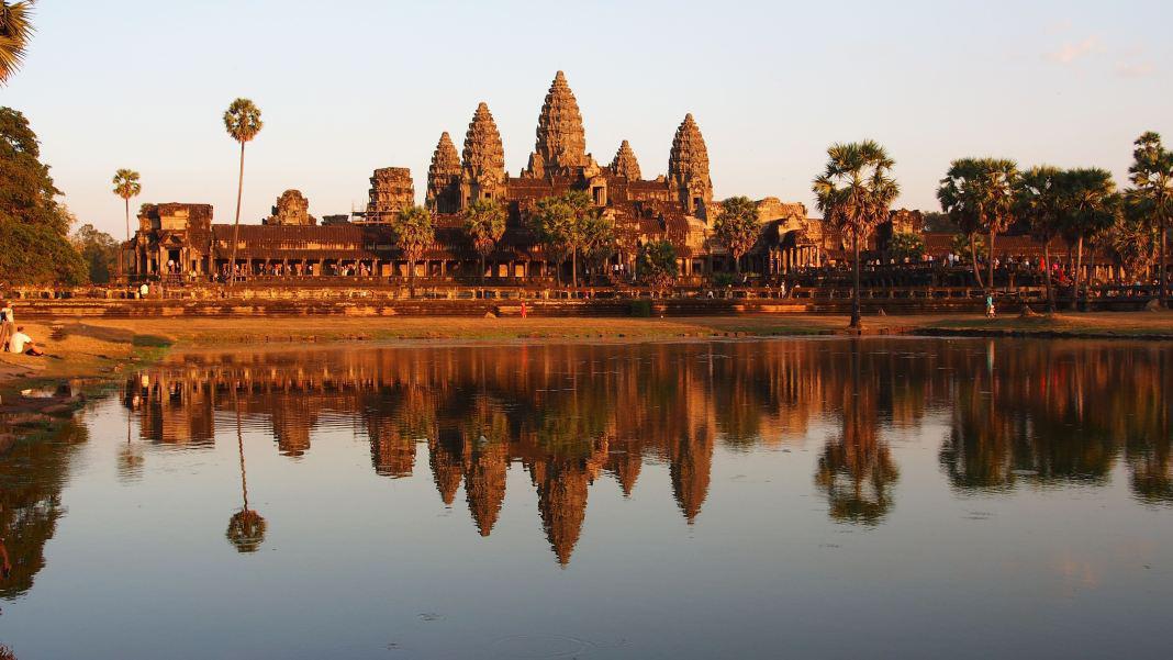 Experience Cambodia Luxury Golf Holiday Package 9 Days