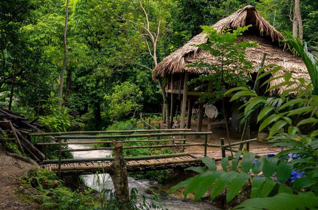 Tour Trekking Luang Prabang to Hanoi - 13 Days / 12 Nights