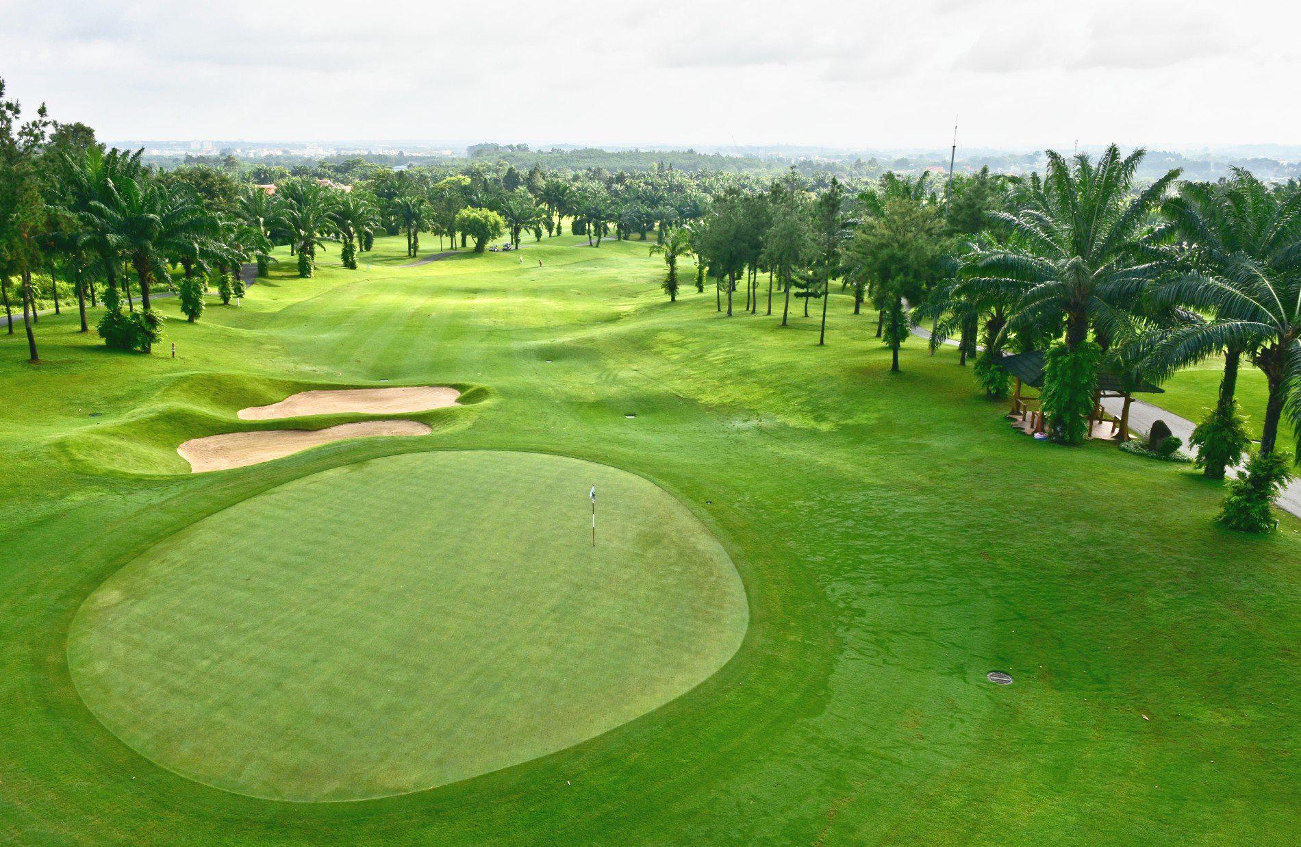 Saigon Sightseeing & Golf Course Tour 8 Days 7 Nights