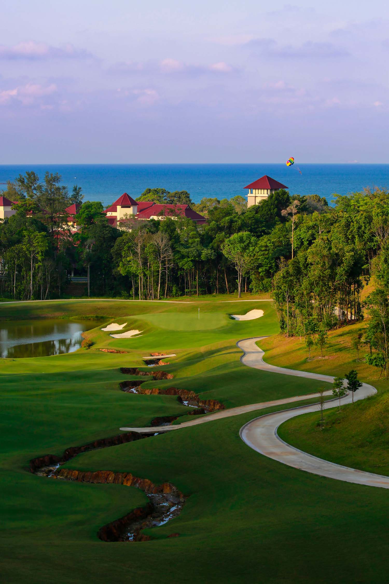 Malaysia Luxury Golf. Golf Holiday Package. Viet Green Golf. Desaru & Johor 