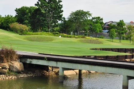 Malaysia Premium Golf. Golf Holiday Package. Viet Green Golf. Kuala Lumpur