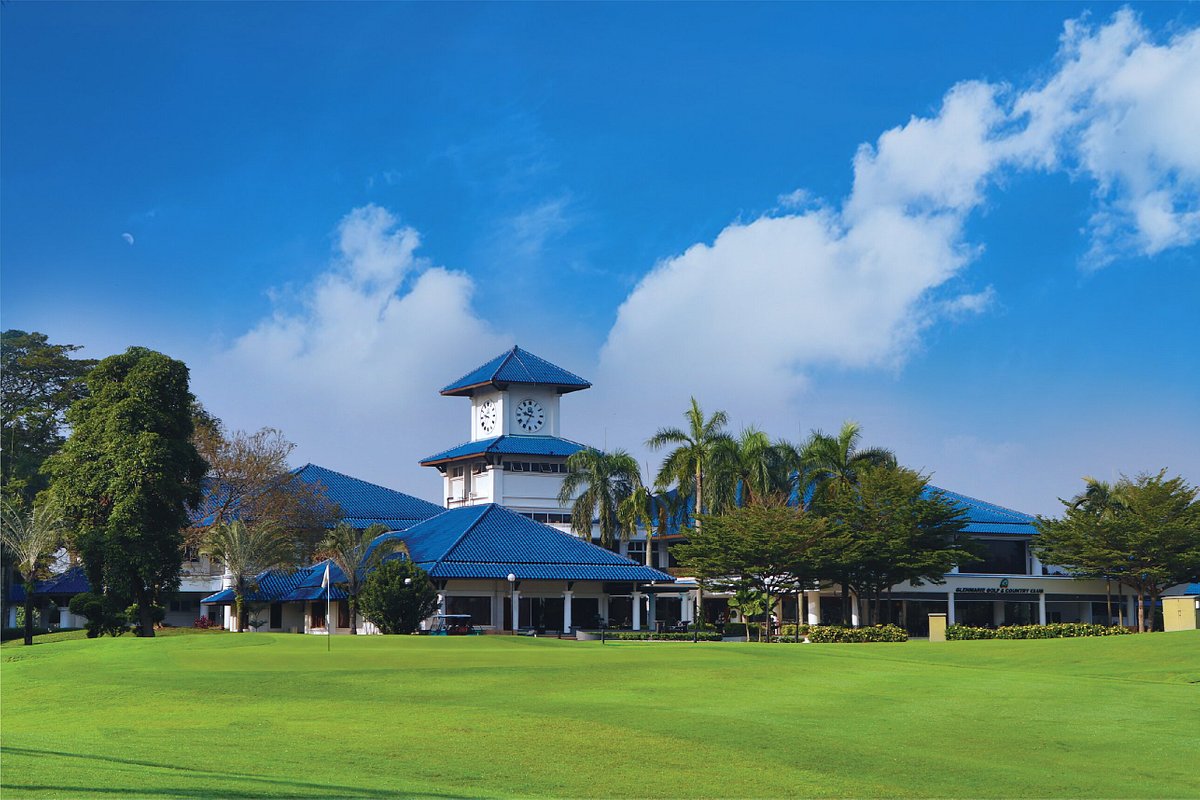 Malaysia Premium Golf. Golf Holiday Package. Viet Green Golf. Kuala Lumpur