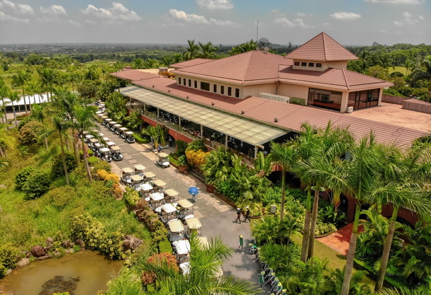 Sky Lake Resort & Golf Club Hanoi Golf Courses