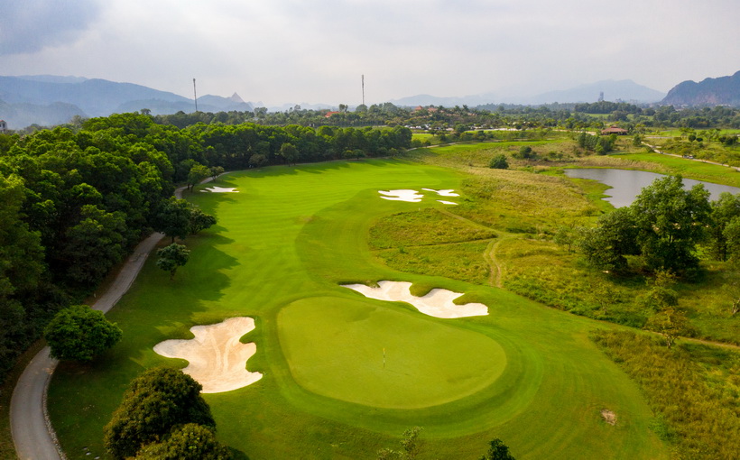 Sky Lake Resort & Golf Club Hanoi Golf Courses